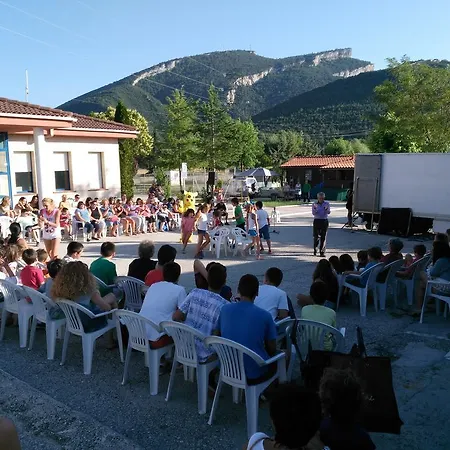 Kamp alanı Camping Rio Nela 2*