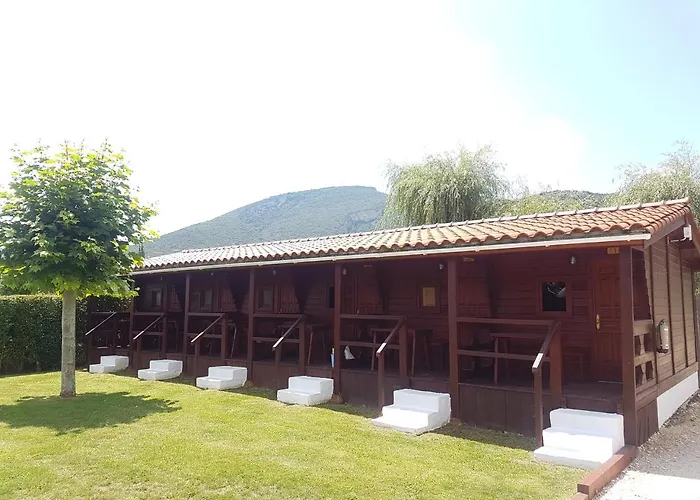 Parque de Campismo Rio Nela 2*